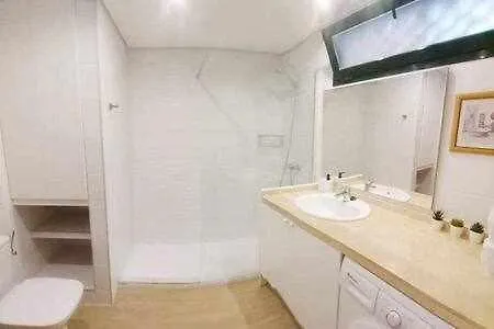 Apartment Precioso Apartamento Centrico Con Piscina Salada Malaga Spain